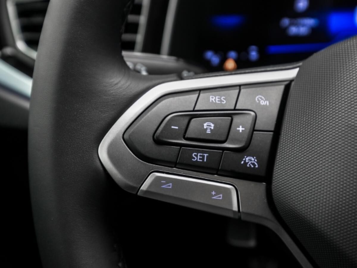 Volkswagen Taigo ENERGY 1.0 TSI Ganzjahresreifen