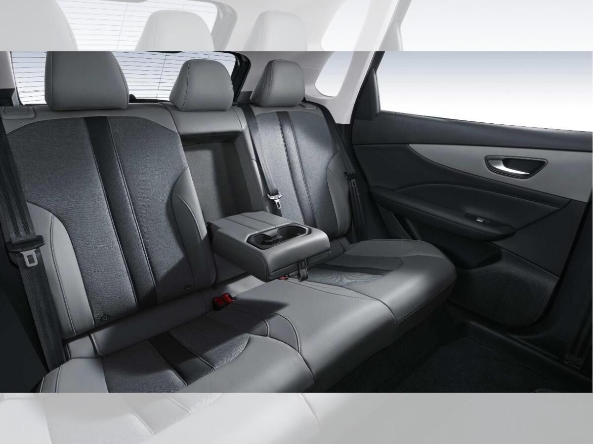 MG S5 EV Comfort| Standard Range 49kWh| Pebble Black