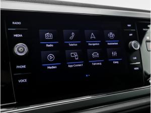 Volkswagen Taigo R-Line 1.0 TSI DSG Ganzjahresreifen