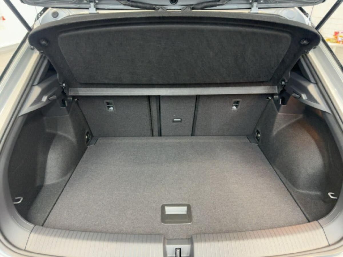 Volkswagen T-Roc 🚗💨Style 2.0 TDI 150PS DSG*Black Style*AHK*Kamera*Winterrad* Volkswagen T-Roc 🚗💨Style 2.0 TDI 150PS DSG*Black Style*AHK*Kamera*Winterrad*