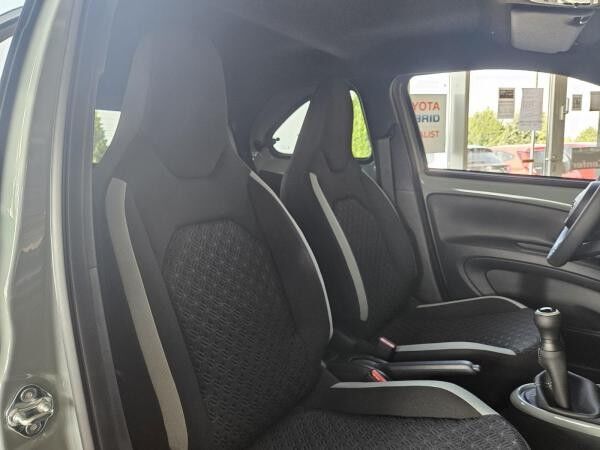 Toyota Aygo 1.0-l-VVT-i Teamplayer