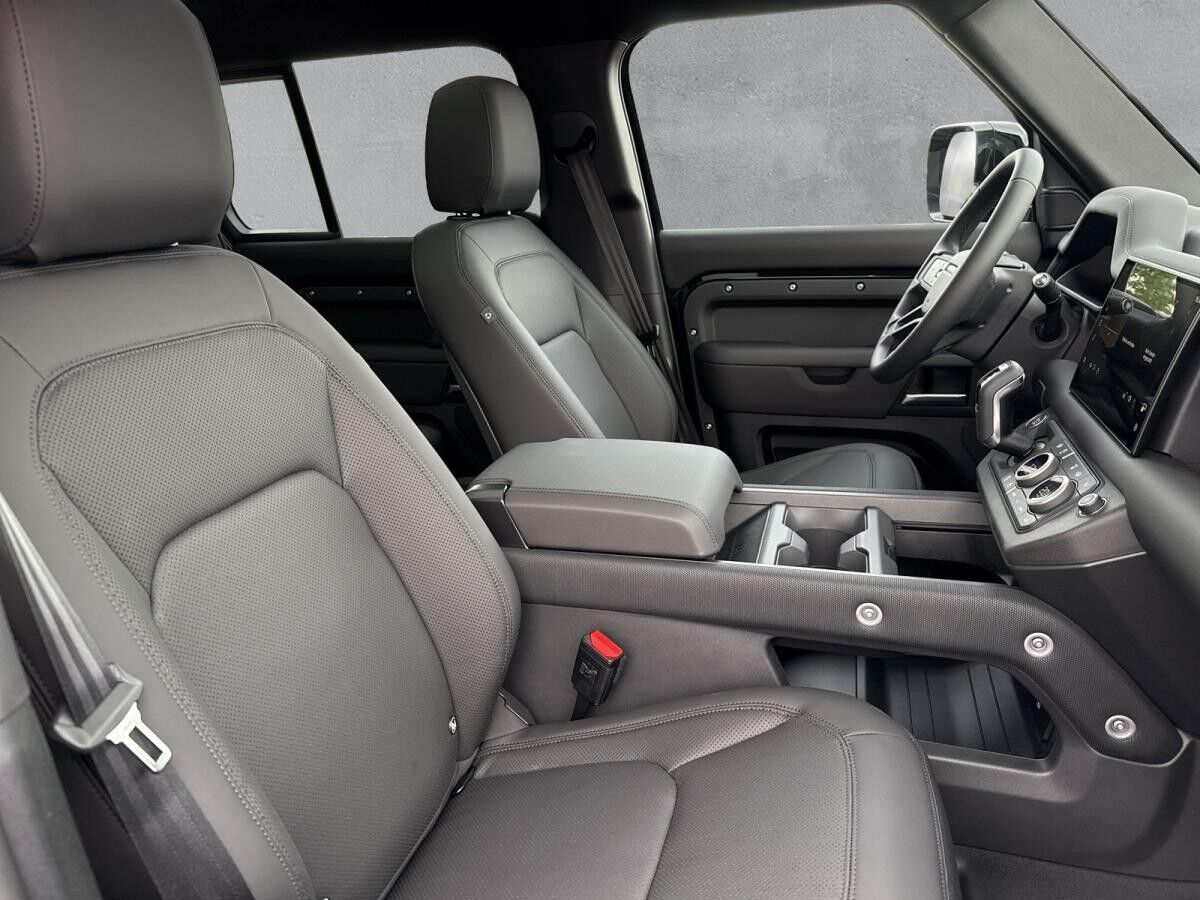 Land Rover Defender 130 D300 OUTBOUND (sofort verfügbar )