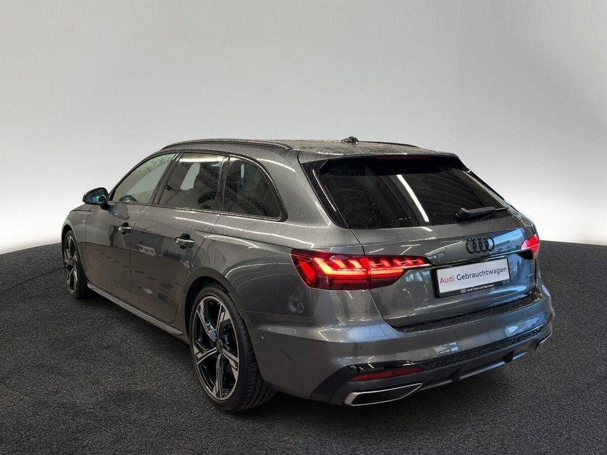 Audi A4 Avant S line 45 TFSI quattro Head-Up Pano Matrix Kamera