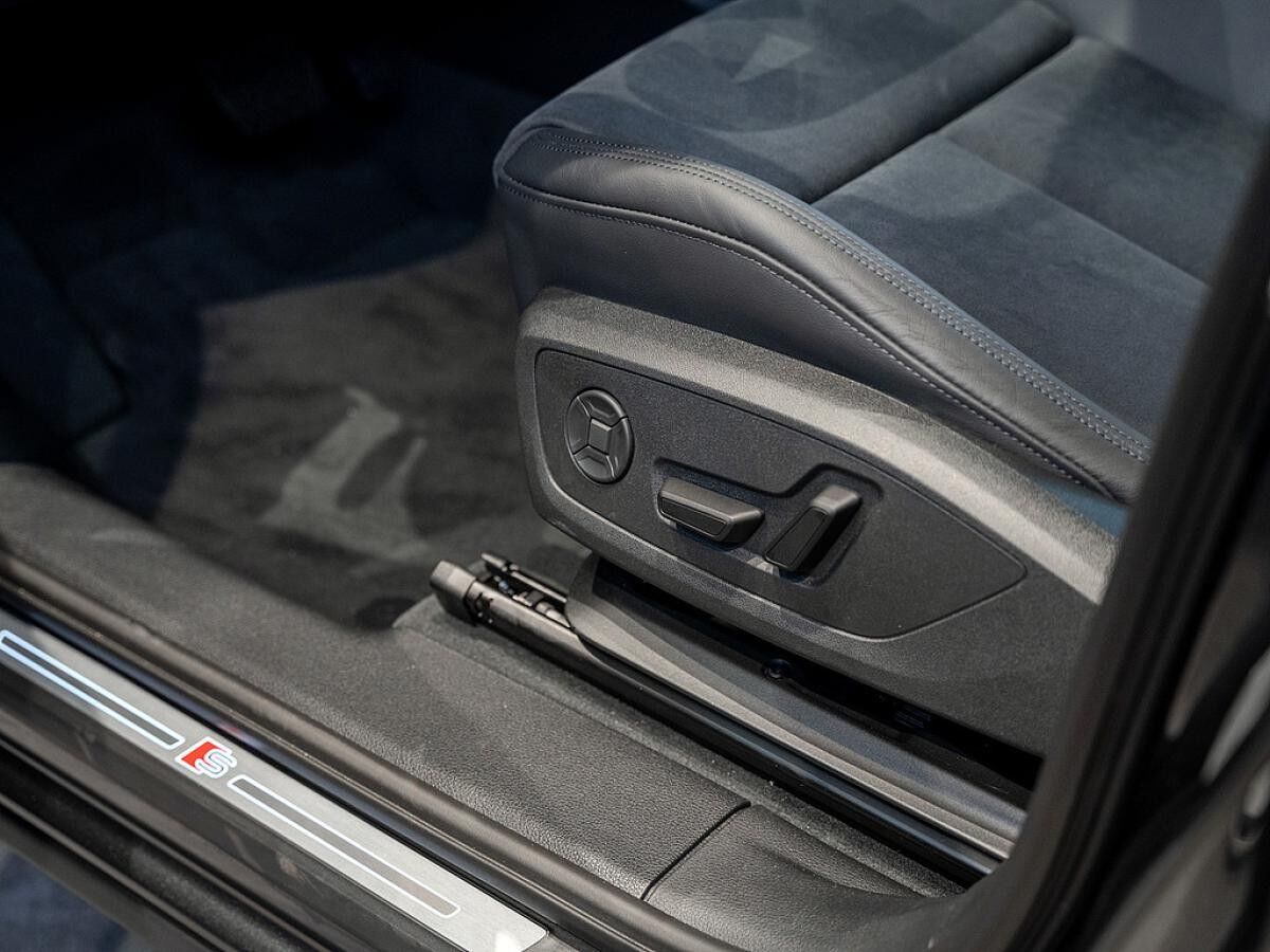 Audi Q3 Sportback 40 TDI quattro S tronic Matrix Kamera  Pano Navi