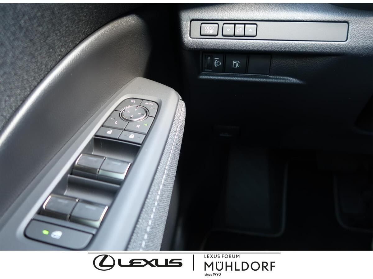 Lexus LBX Inklusive Komfort Paket