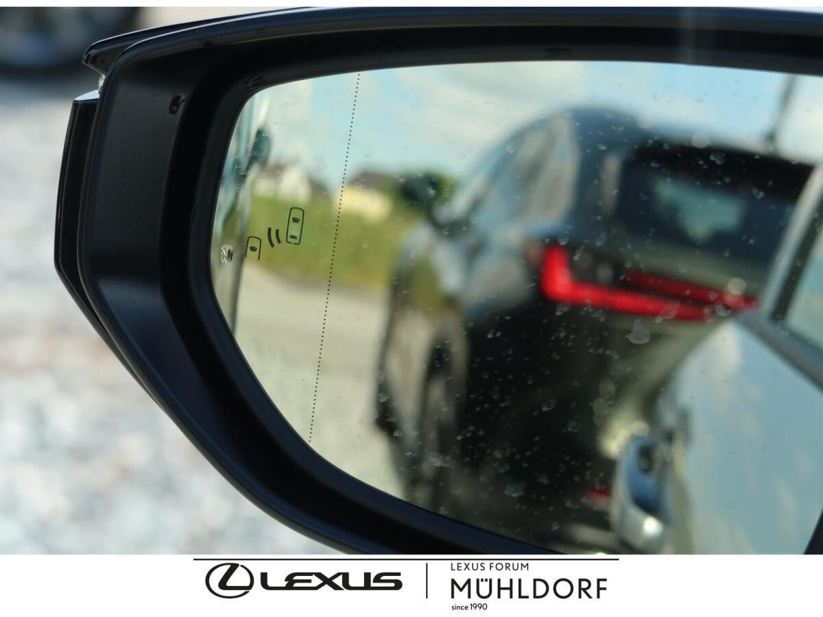 Lexus LBX Inklusive Komfort Paket