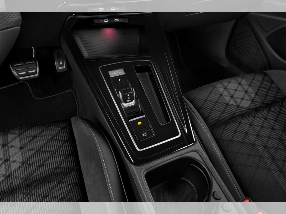 Volkswagen Golf 1.5 eTSI OPF 110kW DSG R-Line
