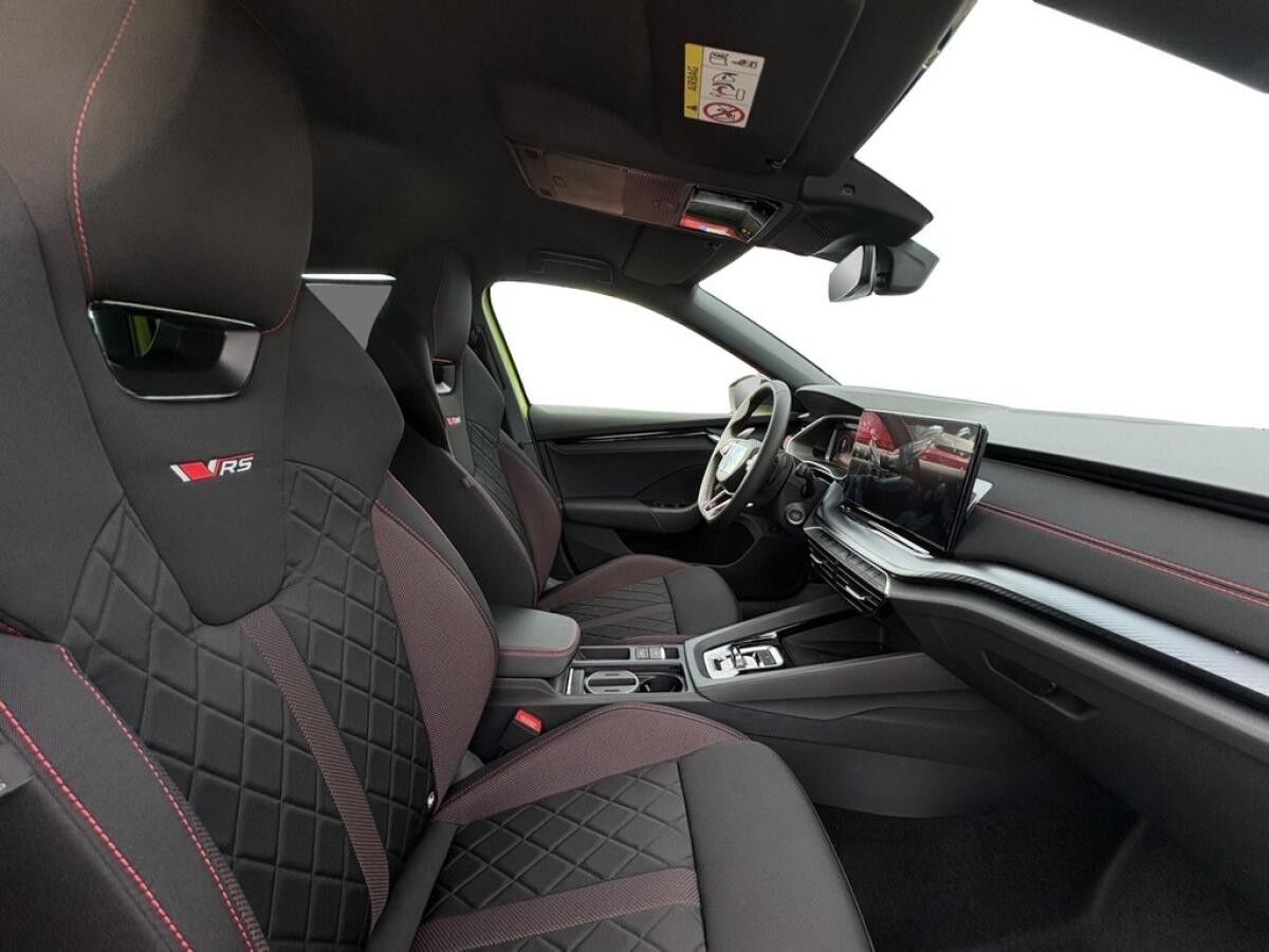 Skoda Octavia Combi 2.0 TSI DSG - RS DCC *AHK*STHZG*HUD*MATRIX*NAV*SHZ