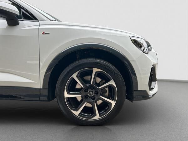 Audi Q3 Sportback S line 40 TFSI qu 5JGar MATRIX Assist #black Pano