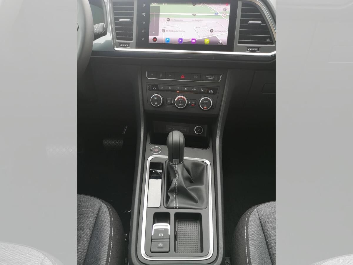 Seat Ateca Road Edition Allwetter AHK PDC v+h Kamera
