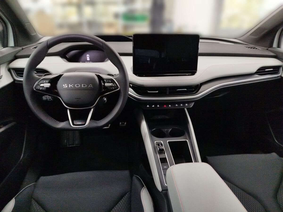 Skoda Elroq First Edition 82 kWh Batterie Elektromotor 1-Gang-Automatik zzgl. 500€ Zusatzprämie*