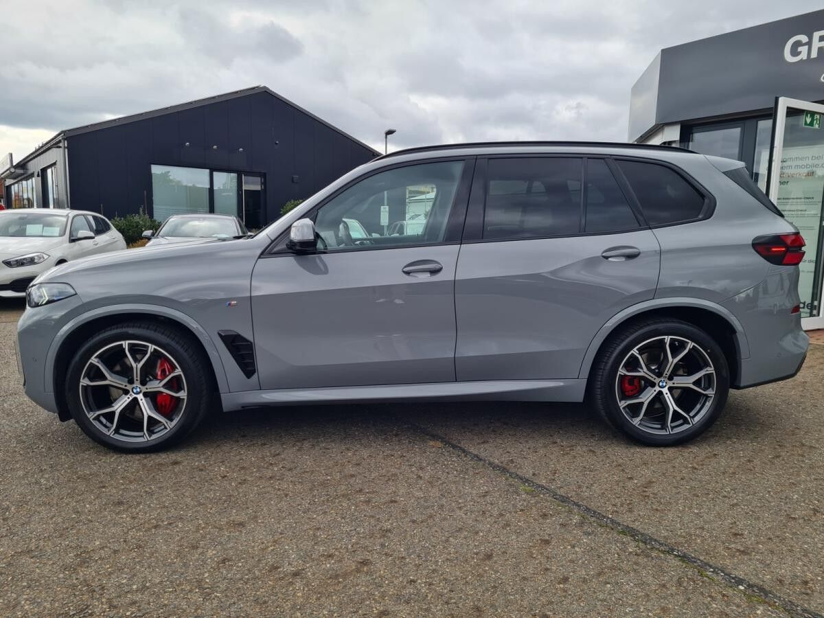 BMW X5 xDrive30d M SPORTPAKET INDUVIDUAL NARDOGRAU