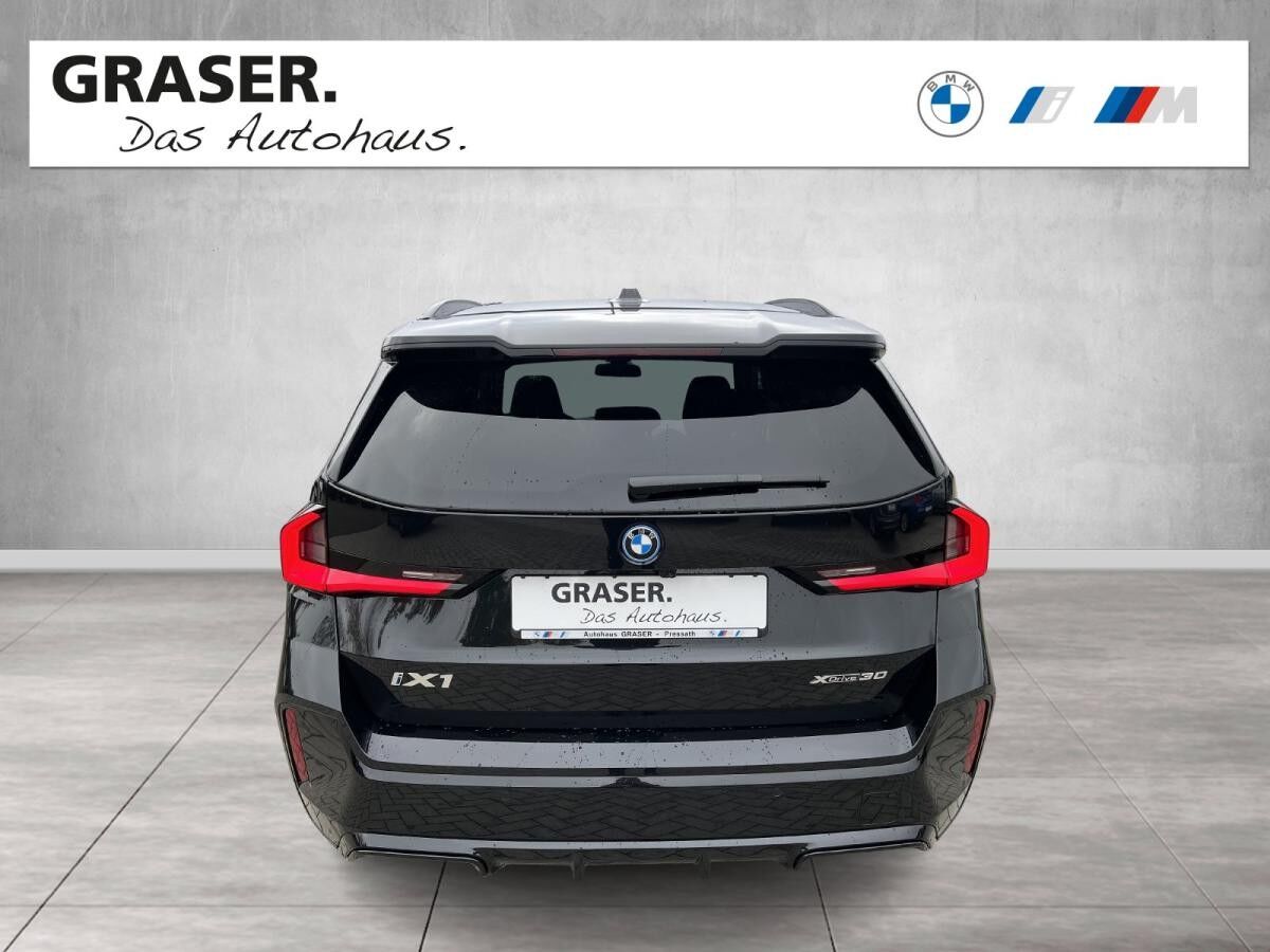 BMW iX1 xDrive30 M Sport