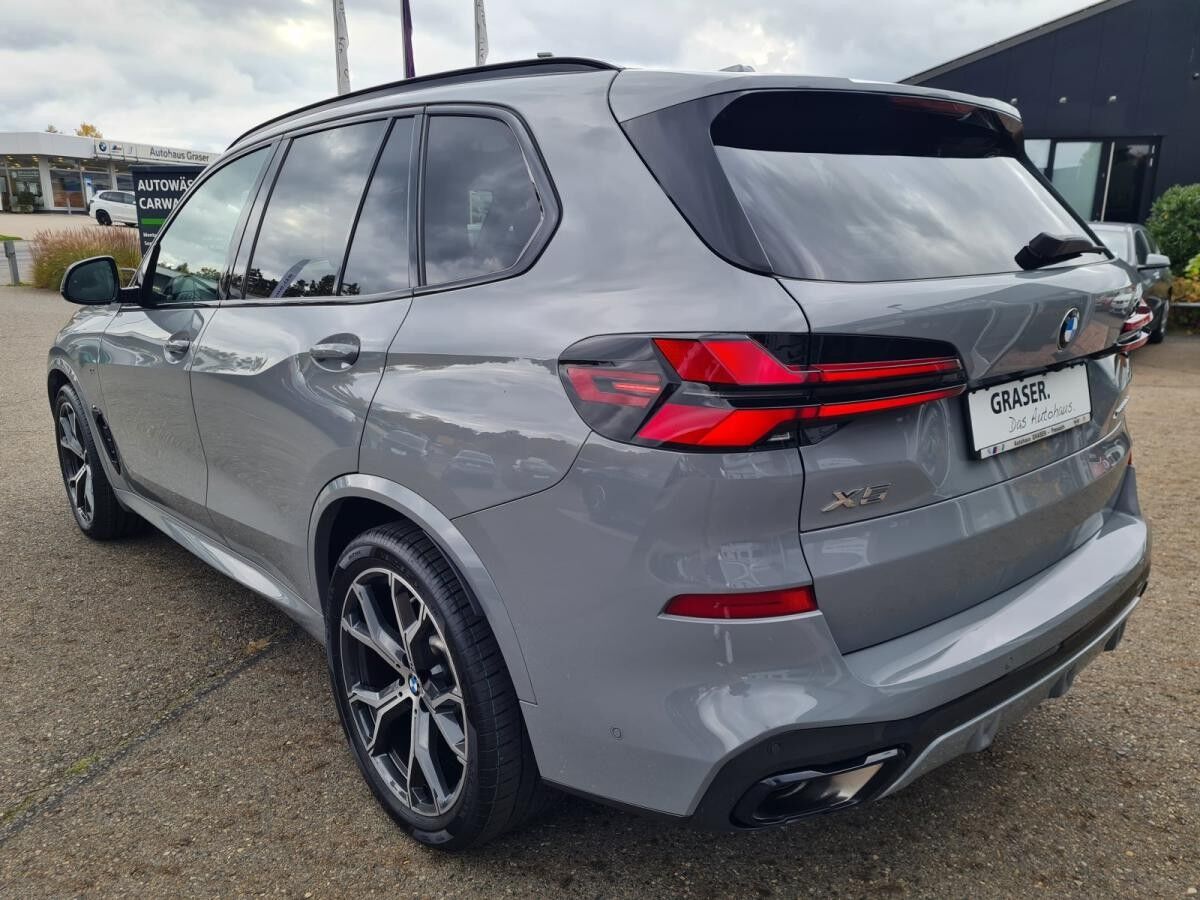 BMW X5 xDrive30d M SPORTPAKET INDUVIDUAL NARDOGRAU