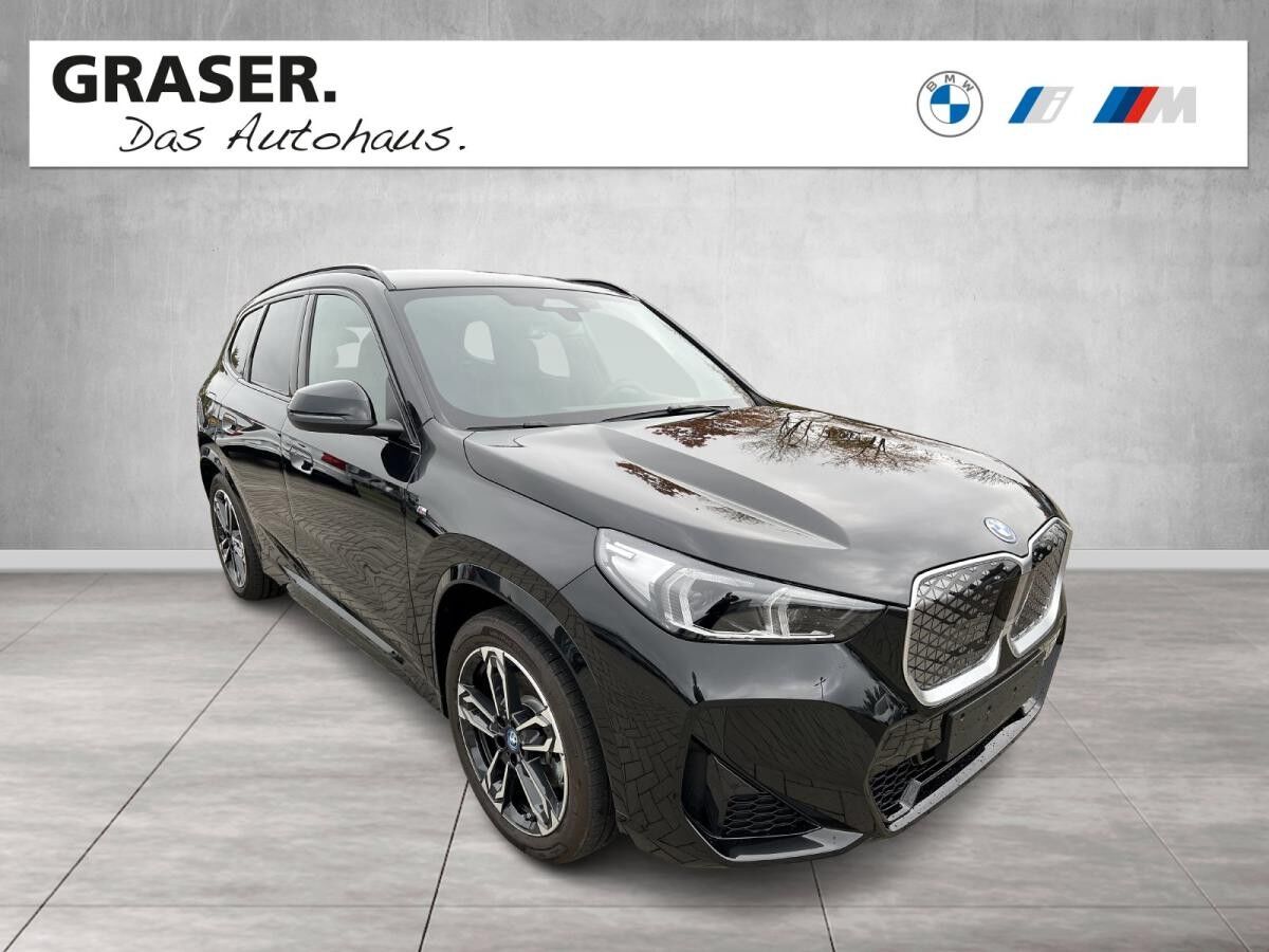 BMW iX1 xDrive30 M Sport