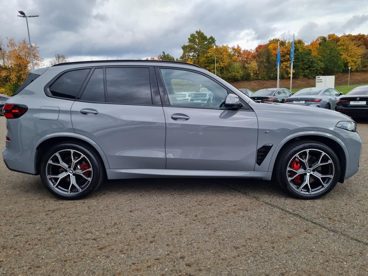 BMW X5 xDrive30d M SPORTPAKET INDUVIDUAL NARDOGRAU