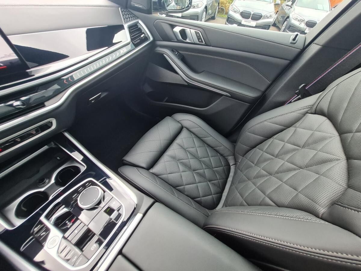 BMW X5 xDrive30d M SPORTPAKET INDUVIDUAL NARDOGRAU