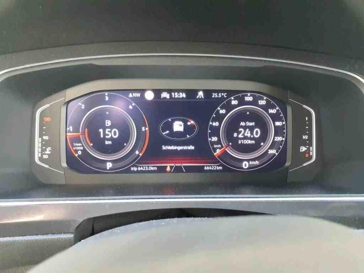 Volkswagen Tiguan Allspace Elegance 2.0TDI 4M DSG/ Pano,AHK