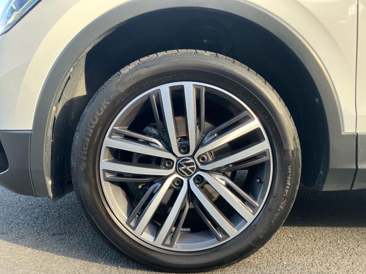 Volkswagen Tiguan Allspace Elegance 2.0TDI 4M DSG/ Pano,AHK