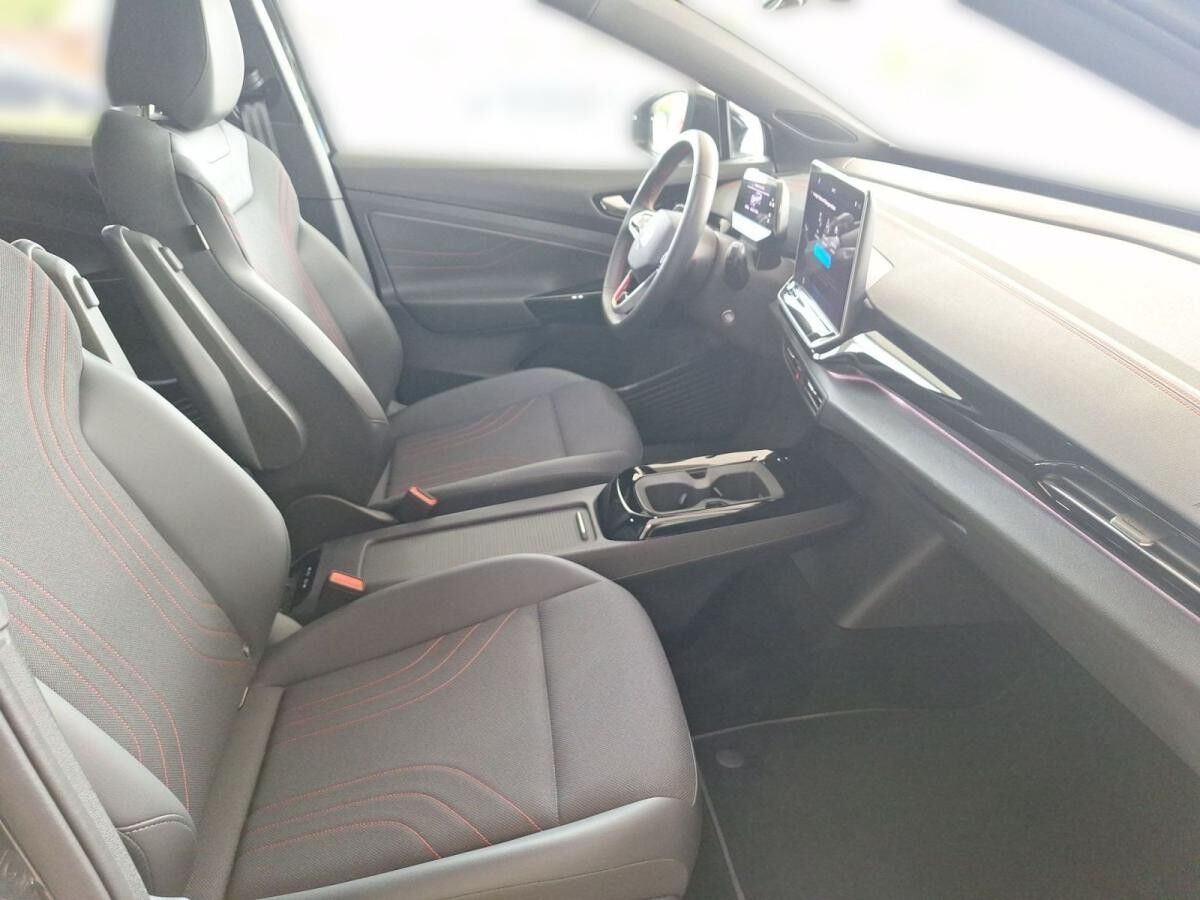 Volkswagen ID.4 GTX mit Entertainment-Paket 4Motion Navi IQ.LIGHT - LED-Matrix-Scheinwerfer Sprachbedienung DAB+