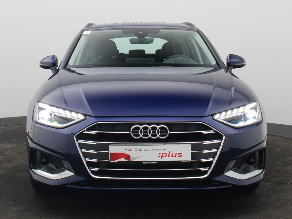 Audi A4 Avant advanced 35TDI S-tronic/ Navi, AHK, LED