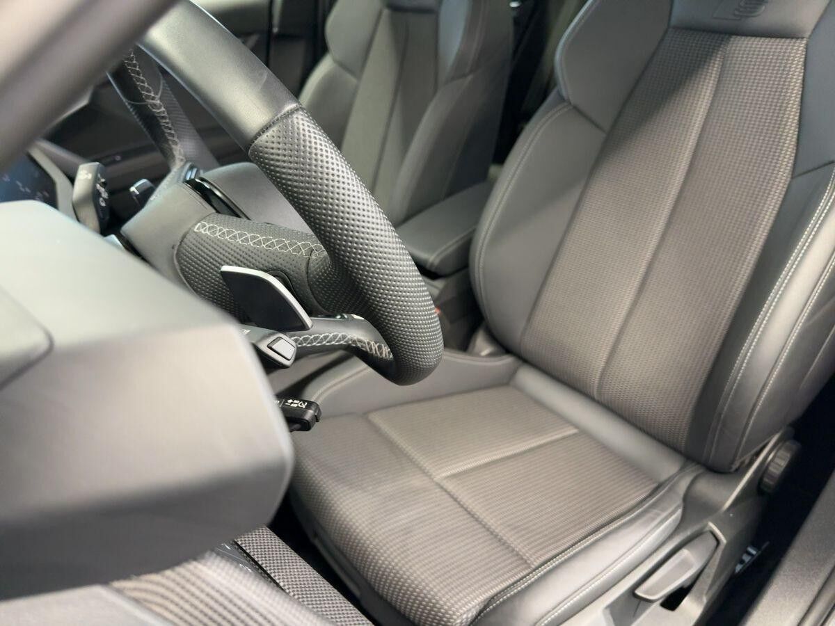 Audi S3 Limousine 2.0 TFSI Matrix Pano SONOS Kamera