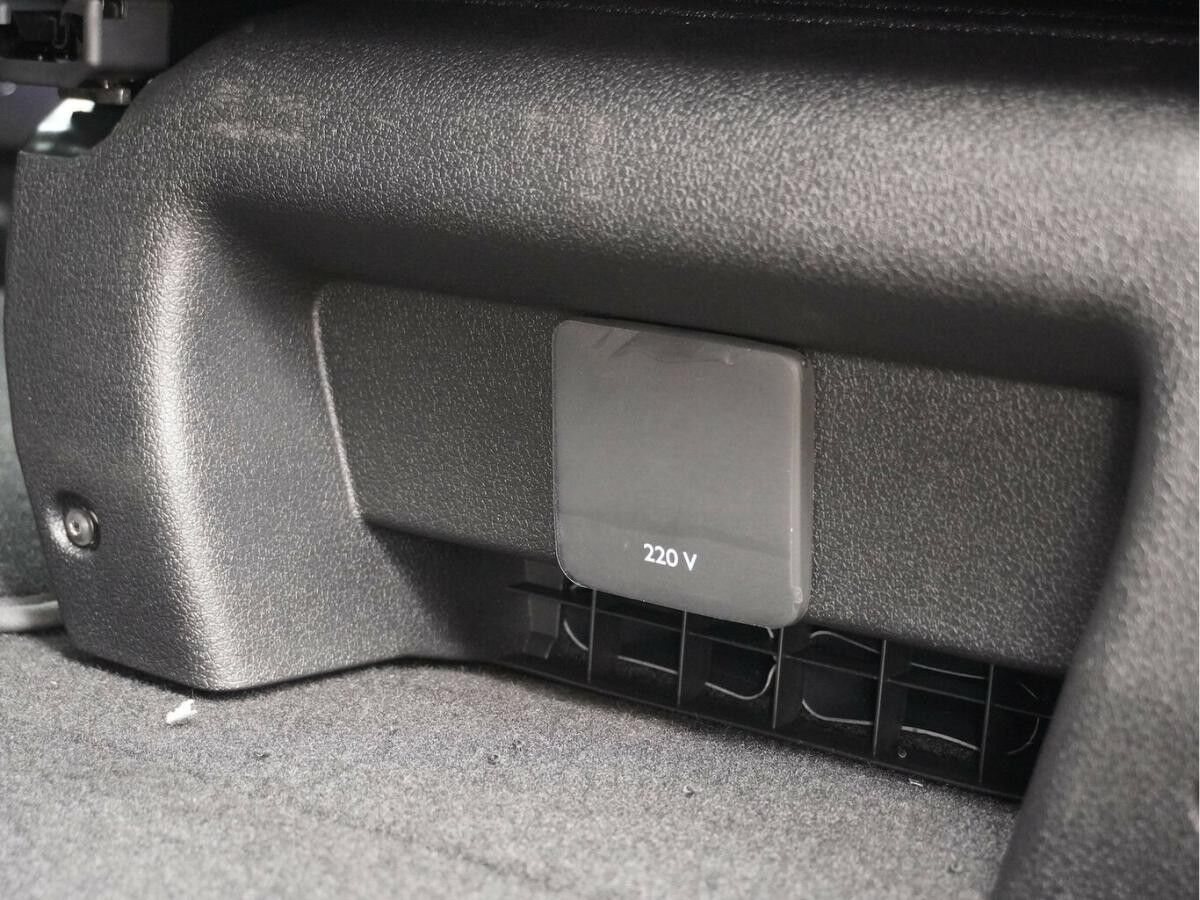 Fiat Scudo Top 7-Sitzer L3 180 AT / Vollausstattung