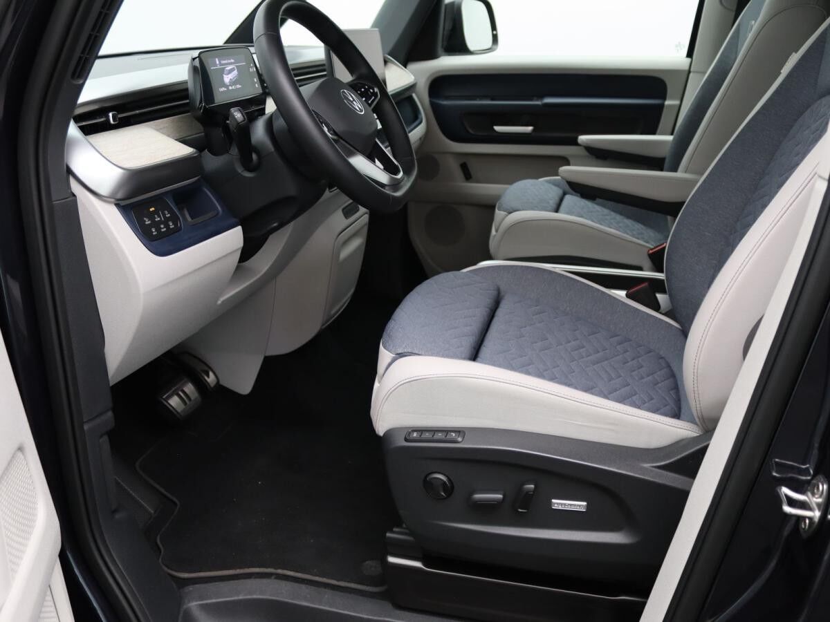 Volkswagen ID.Buzz Pro / Massage, Navi, Matrix, 360°, AHK