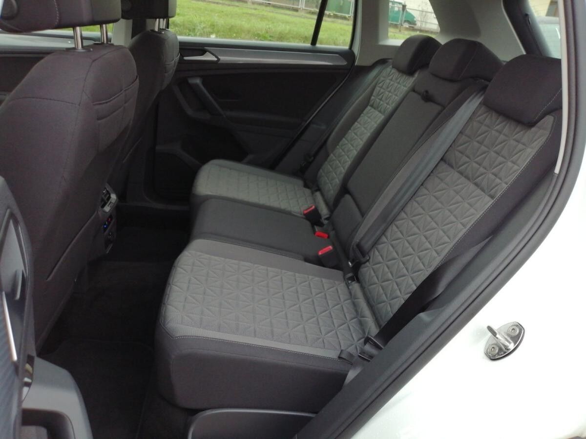 Volkswagen Tiguan Life 1.5 TSI DSG / Navi, LED, AHK, ACC