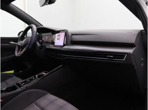 Volkswagen Golf VIII GTI 2.0 TSI DSG / Navi, App, ACC, LED+
