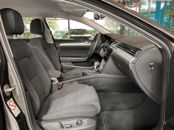 Volkswagen Passat Variant 1.4 TSI GTE DSG IQ.Light Navi