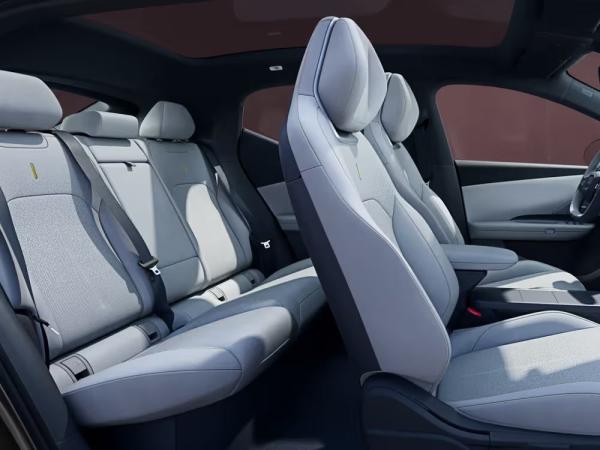 LYNK & Co 02 More / Frei Konfigurierbar! LYNK & Co 02 More / Frei Konfigurierbar!