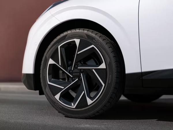 LYNK & Co 02 More / Frei Konfigurierbar! LYNK & Co 02 More / Frei Konfigurierbar!