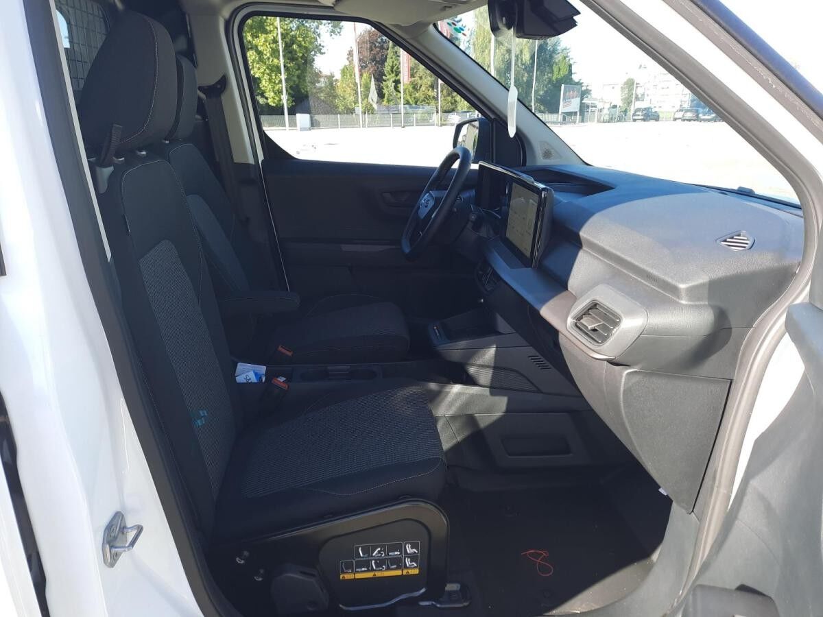 Ford Transit Courier Trend PDC Rückfahrkamera