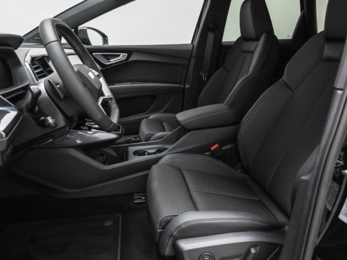 Audi Q4 e-tron e-tron 45 quattro S line edition Sonos AHK