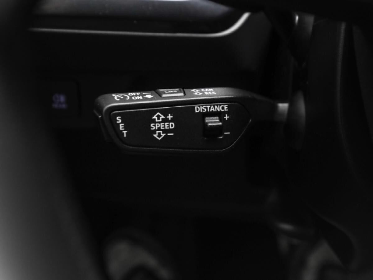 Audi Q4 e-tron e-tron 45 quattro S line edition Sonos AHK