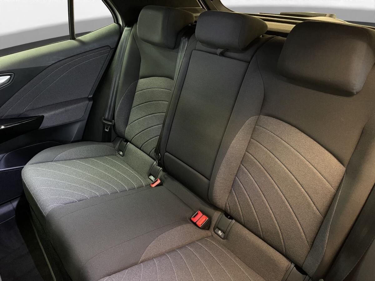 Volkswagen ID.3 Pro LED LM 18" Navi PDC+RFK ACC App-Connect