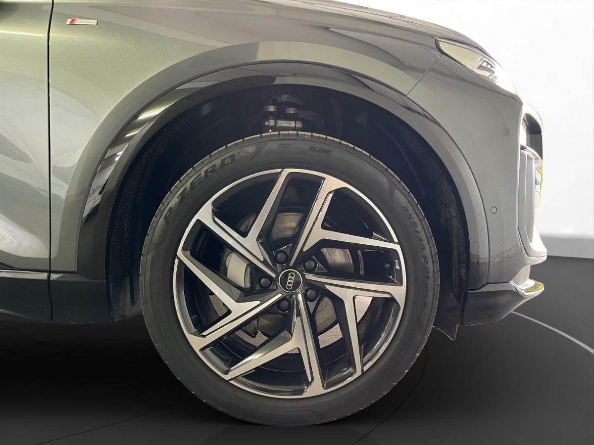 Audi Q6 e-tron LED LM 21" Navi ACC 360° Wärmepumpe