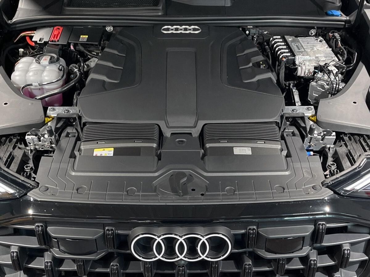 Audi Q8 45 TDI qu. tiptronic HD-MATRIX/ACC/HUD/AHK