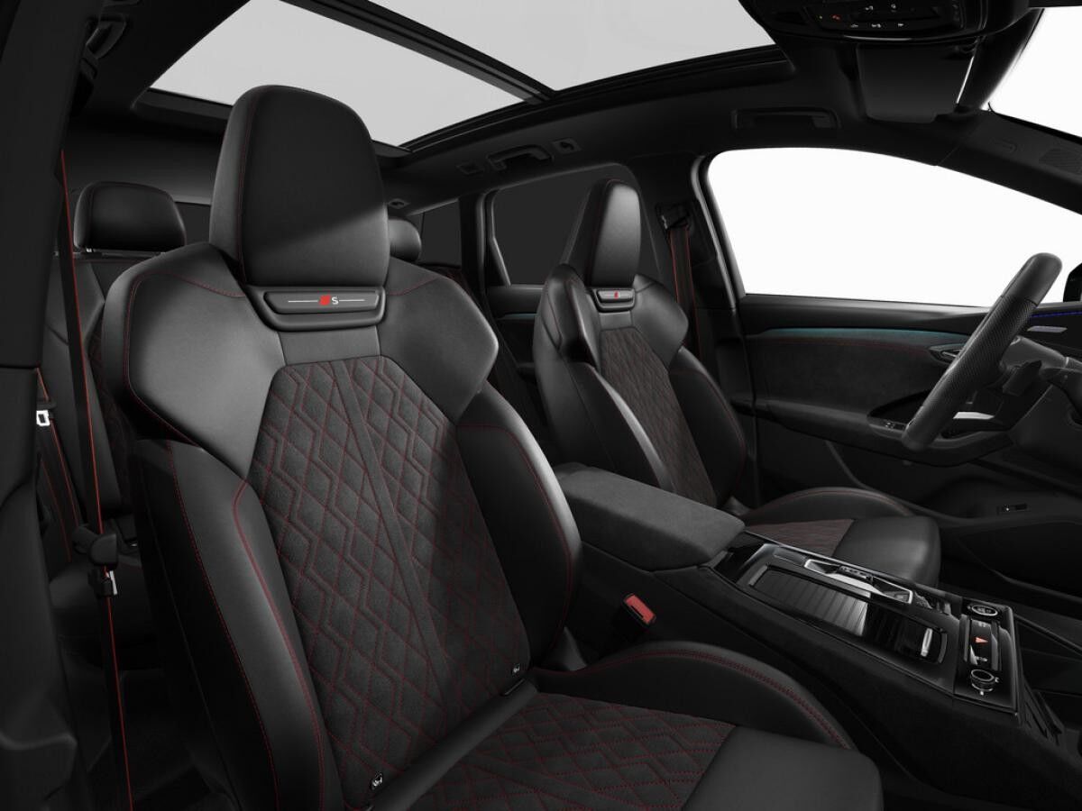 Audi Q6 e-tron performance edition one grey S line