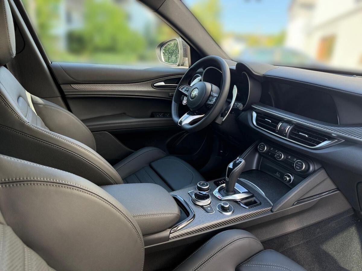 Alfa Romeo Stelvio Quadrifolgio 520PS | Gewerblich | Sofort Verfügbar