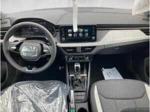 Skoda Scala Tour 1.5TSI LED.DSG.PANO.LaneA.AHK-VORB.PDC.AMBIENTE.SmartLink+.WIRELESS