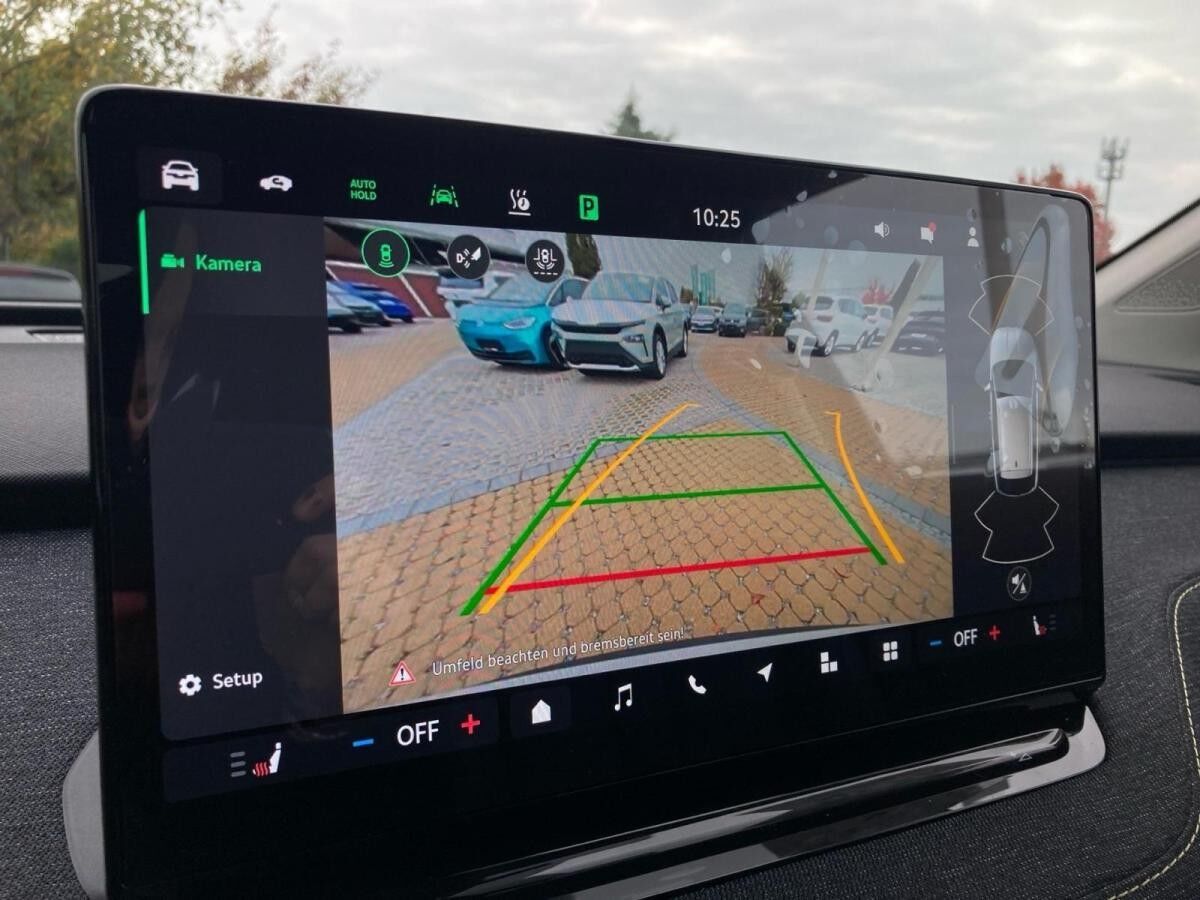 Skoda Elroq 50 Tour LED.NAV.AHK.WINTER.SignA.KAM.KESSY.PDC.SMARTLINK.DAB