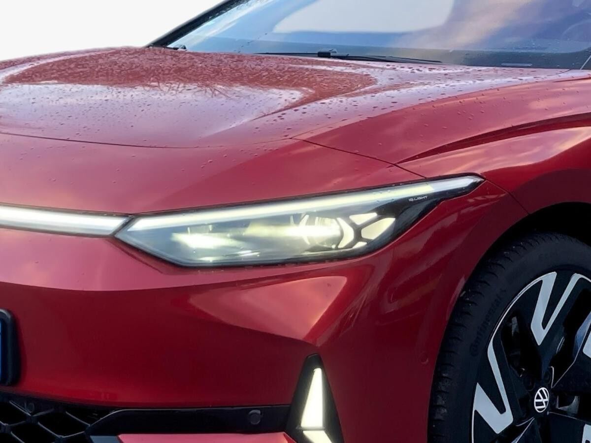 Volkswagen ID.7 Tourer GTX NP.78T ACC.5J-G.WÄRMEPUMPE.AHK.AREA-VIEW.NAVI.HUD.PANO.LKRD-HZG