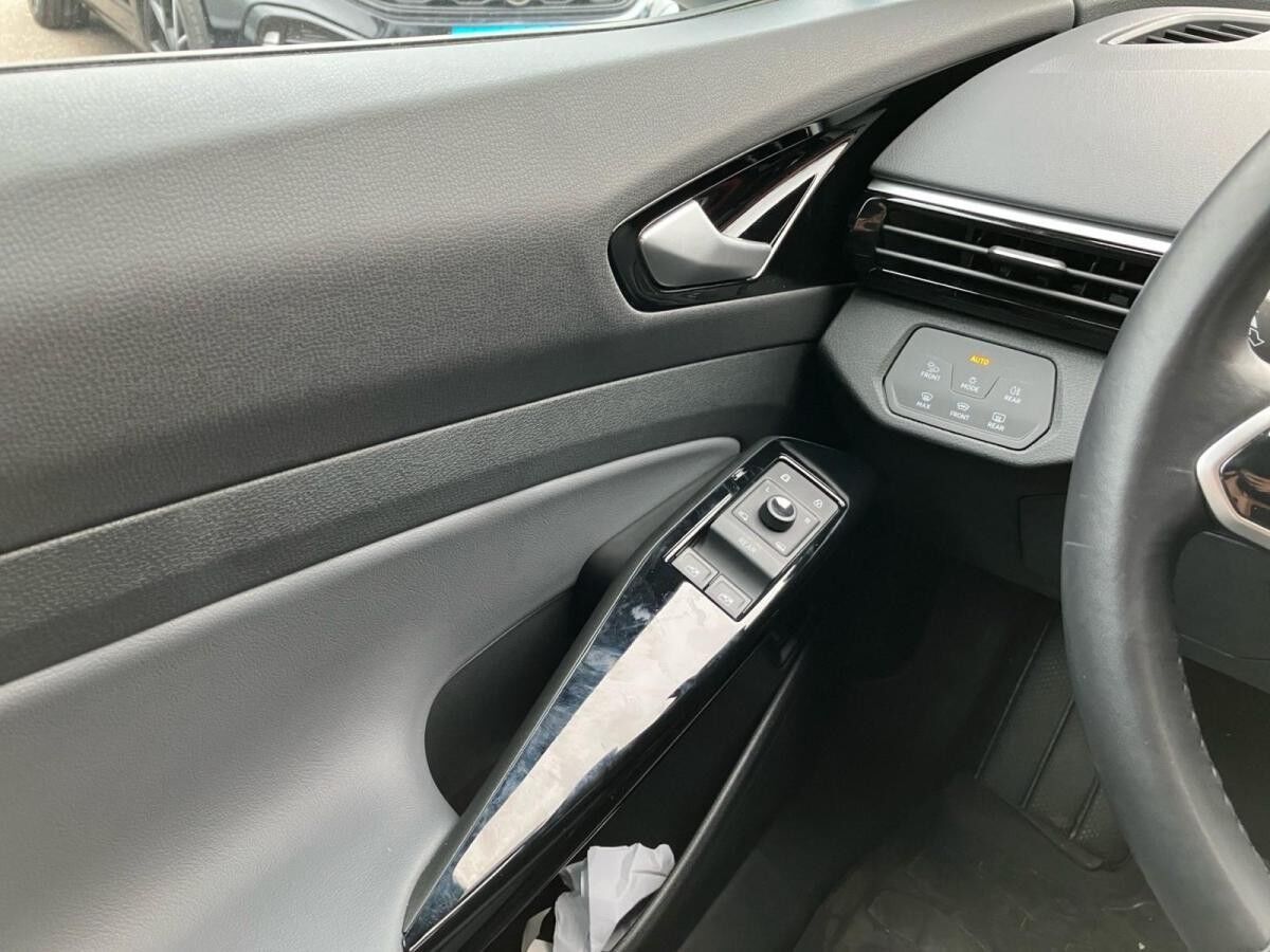 Volkswagen ID.4 PRO 4M NP.65T ACC.5J-G.WÄRMEPUMPE.AREA-VIEW.NAVI.HUD.PANO.LED