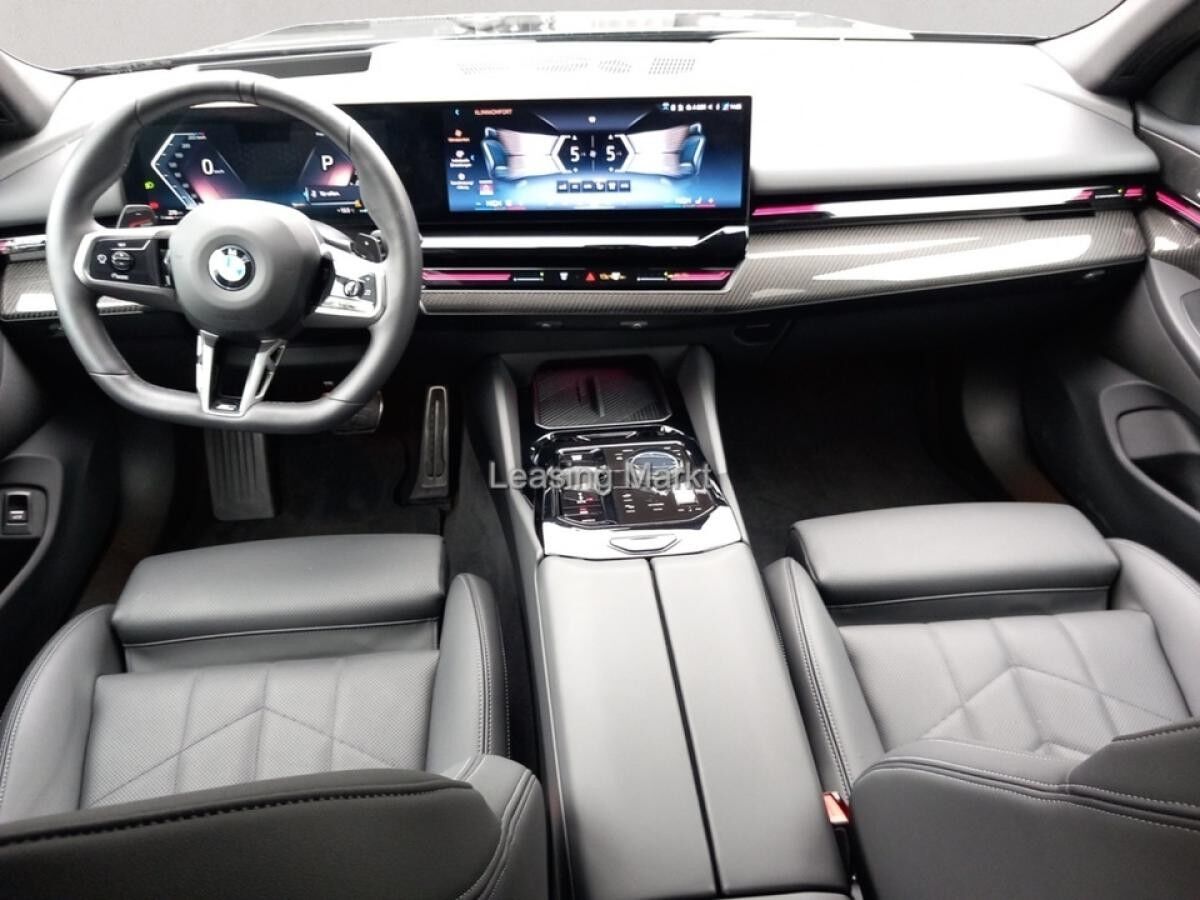 BMW 520 i Touring M Sport / NP=77.280,- / AHK/ Standh