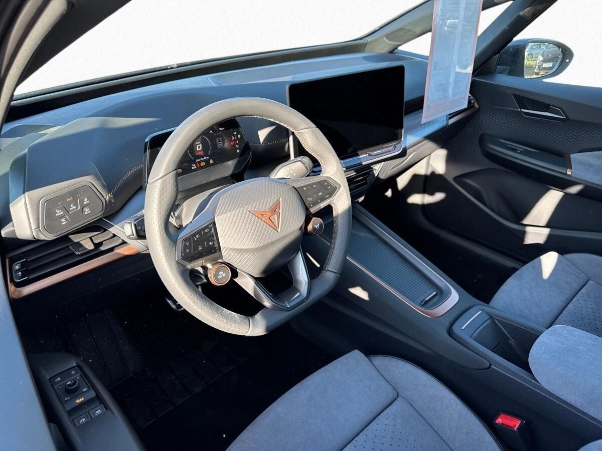 Cupra Born Edition Dynamic GJR|Pilot L