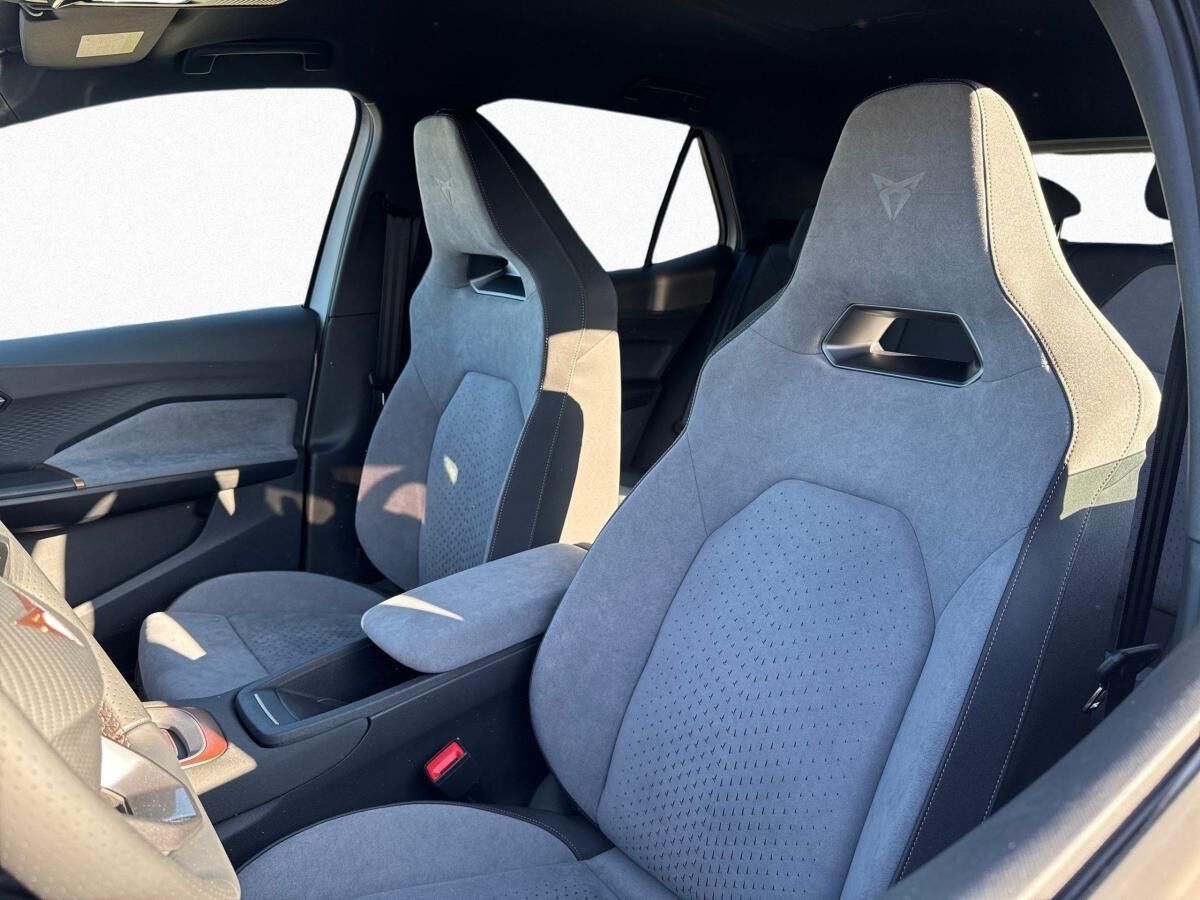 Cupra Born Edition Dynamic GJR|Pilot L