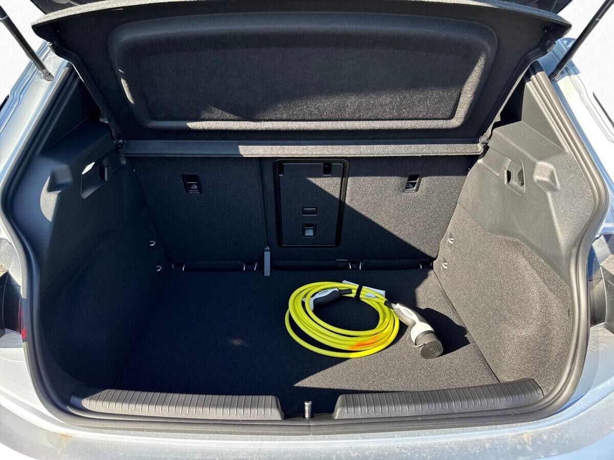 Cupra Born Edition Dynamic GJR|Pilot L