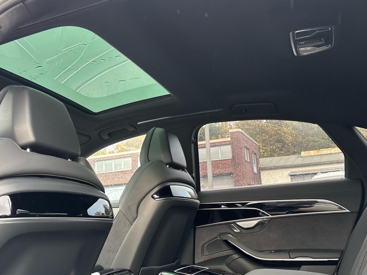 Audi A8 60 TFSI e quattro Matrix Pano B&O Leder